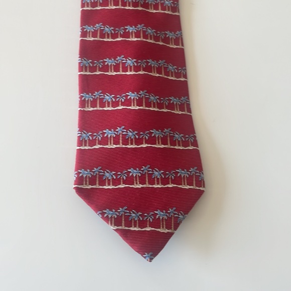 Brand NEW Tommy Hilfiger Palm Trees Silk Tie - Picture 1 of 7